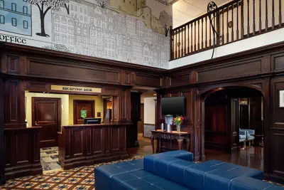Photo 4 - Irish Cottage Inn & Suites