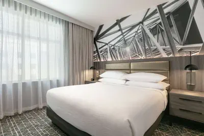 Photo 5 - Embassy Suites by Hilton Atlanta Midtown