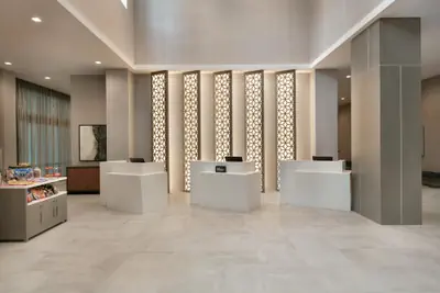 Photo 3 - Embassy Suites by Hilton Atlanta Midtown