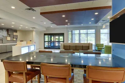 Photo 5 - Holiday Inn Express & Suites Winston Salem Sw Clemmons by IHG