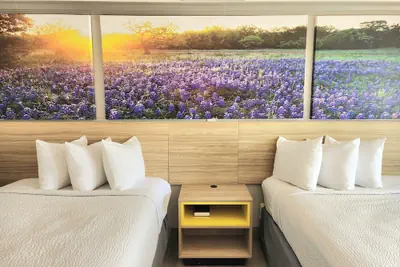 Photo 2 - Days Inn by Wyndham Kenedy/Karnes City