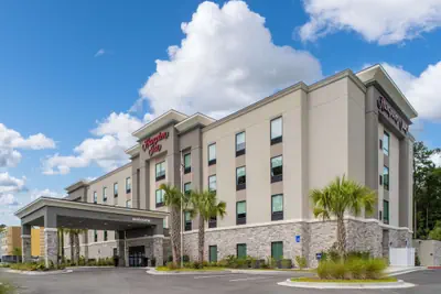 Photo 2 - Hampton Inn Hardeeville