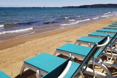 Photo 2 - Brio Beach Inn