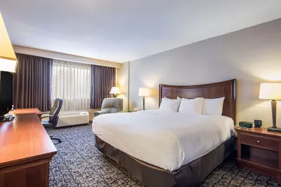 Photo 4 - Cayuga Blu Hotel