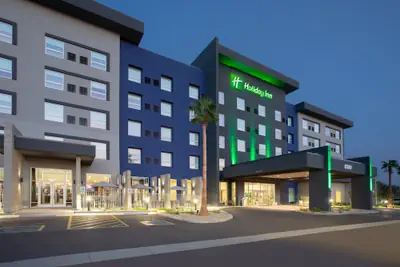 Photo 2 - Holiday Inn Glendale - Stadium & Ent Dist by IHG