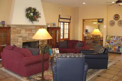 Photo 3 - Old Town Inn