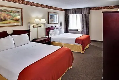 Photo 3 - Holiday Inn Express & Suites Watertown by IHG
