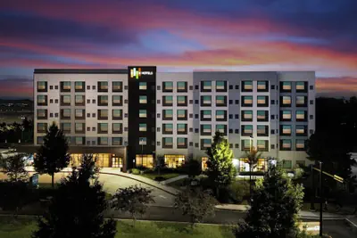 Photo 2 - EVEN Hotel Atlanta - Ballpark Area by IHG