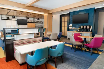 Photo 3 - Hyatt House Nashville Airport