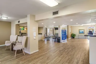 Photo 2 - Suburban Studios Hotel Kingsland Near I-95
