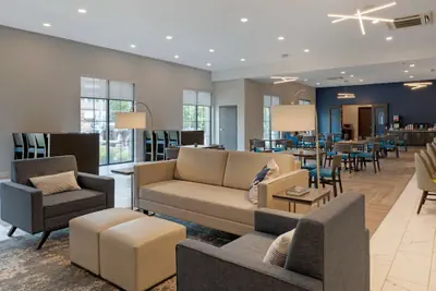 Photo 5 - MainStay Suites Cincinnati University - Uptown