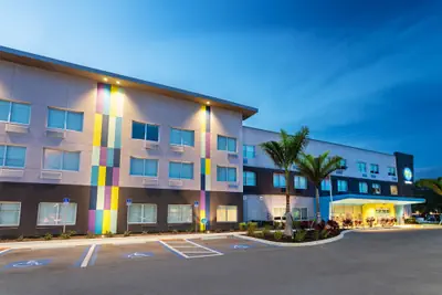Photo 2 - Tru By Hilton Bradenton I-75, FL