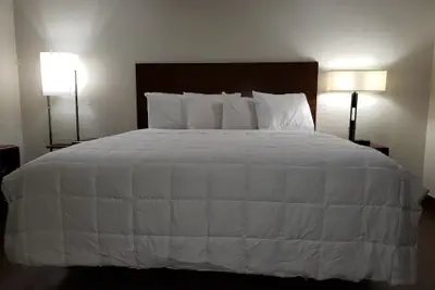 Photo 3 - CLEAR LAKES INN