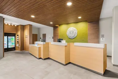 Photo 3 - Fairfield Inn & Suites by Marriott Seattle Downtown/Seattle Center