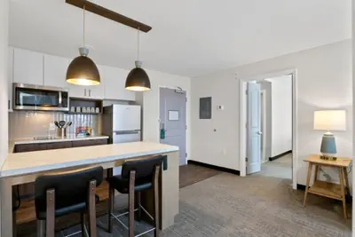 Photo 4 - Staybridge Suites Charlotte – Tyvola by IHG