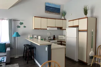 Photo 2 - Mandalay Shores Resort