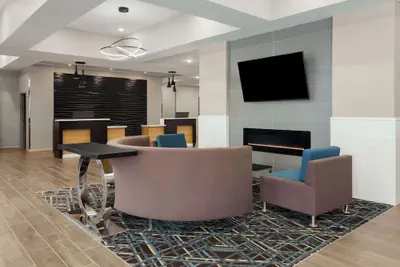 Photo 5 - La Quinta Inn & Suites by Wyndham Coralville Iowa City