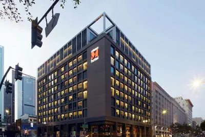Photo 2 - citizenM Los Angeles Downtown