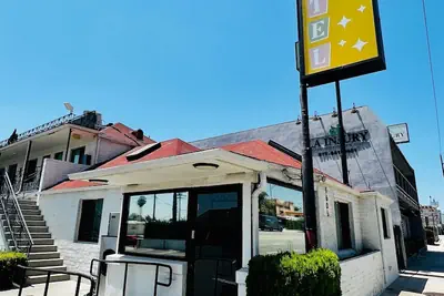 Photo 2 - Bell Vista Motel