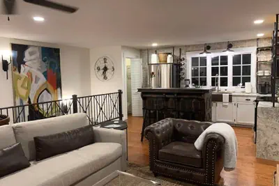 Photo 2 - Five-star Historic Boyd Harvey Carriage House 2 Bedroom Home by RedAwning