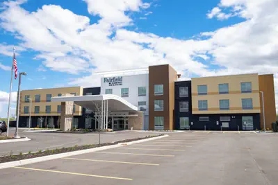 Photo 2 - Fairfield Inn & Suites by Marriott Fond du Lac