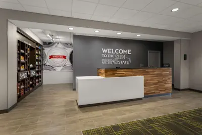 Photo 4 - Hampton Inn & Suites Ruskin I-75