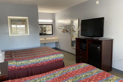 Photo 3 - Havelock Inn & Suites