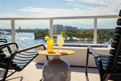 Photo 2 - Kimpton Shorebreak Fort Lauderdale Beach Resort by IHG