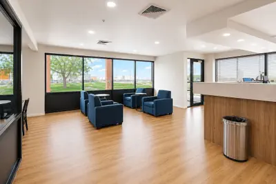 Photo 3 - Days Inn by Wyndham Lake Point