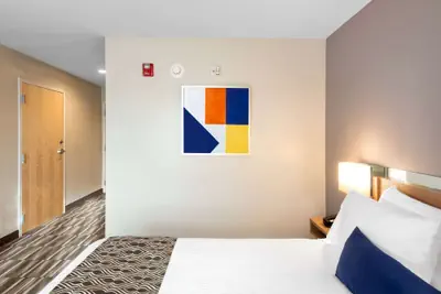 Photo 5 - Microtel Inn & Suites by Wyndham Farmington