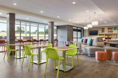 Photo 4 - Home2 Suites by Hilton New Brunswick, NJ