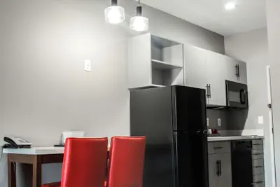Photo 5 - Hawthorn Extended Stay by Wyndham Oklahoma City Airport