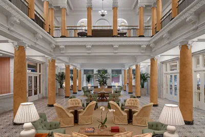 Photo 4 - Capital Hotel