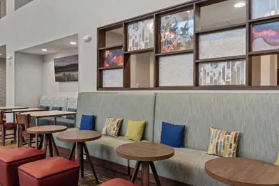 Photo 4 - Hampton Inn Redmond Bend Airport, OR