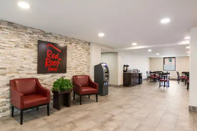 Photo 3 - Red Roof Inn Chester