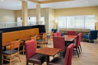 Photo 4 - TownePlace Suites by Marriott Leesburg