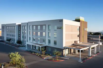 Photo 2 - Home2 Suites by Hilton Phoenix Avondale