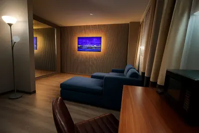 Photo 5 - Hotel Pergola JFK Airport