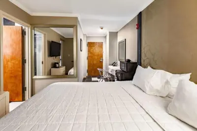 Photo 3 - Umbrella Hotel Brooklyn