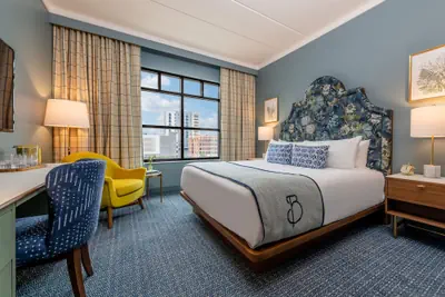 Photo 2 - The Bradley Hotel