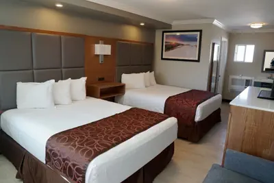 Photo 4 - Coastal Sands Inn