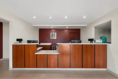 Photo 4 - Quality Suites Wildwood - The Villages