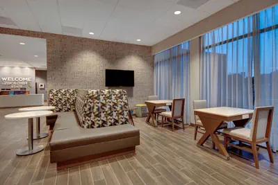 Photo 3 - Hampton Inn & Suites Sunnyvale Silicon Valley