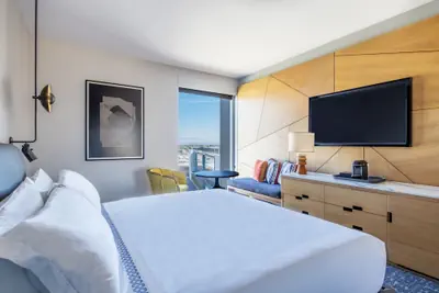 Photo 4 - The Shay Hotel