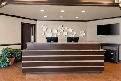 Photo 3 - Best Western Newport Inn