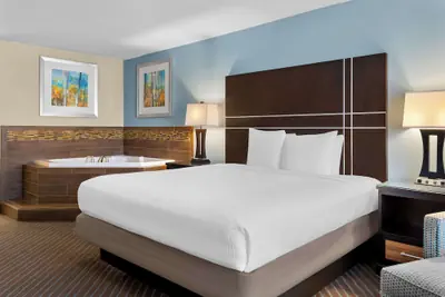 Photo 5 - Best Western Newport Inn