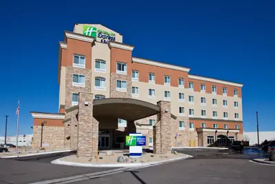 Photo 2 - Holiday Inn Express Hotel & Suites Denver East-Peoria Street by IHG