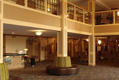 Photo 2 - Chateau Hotel and Conference Center