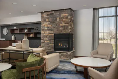 Photo 4 - Fairfield Inn & Suites Sioux Falls Airport