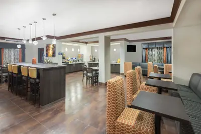 Photo 3 - Days Inn by Wyndham Dilley